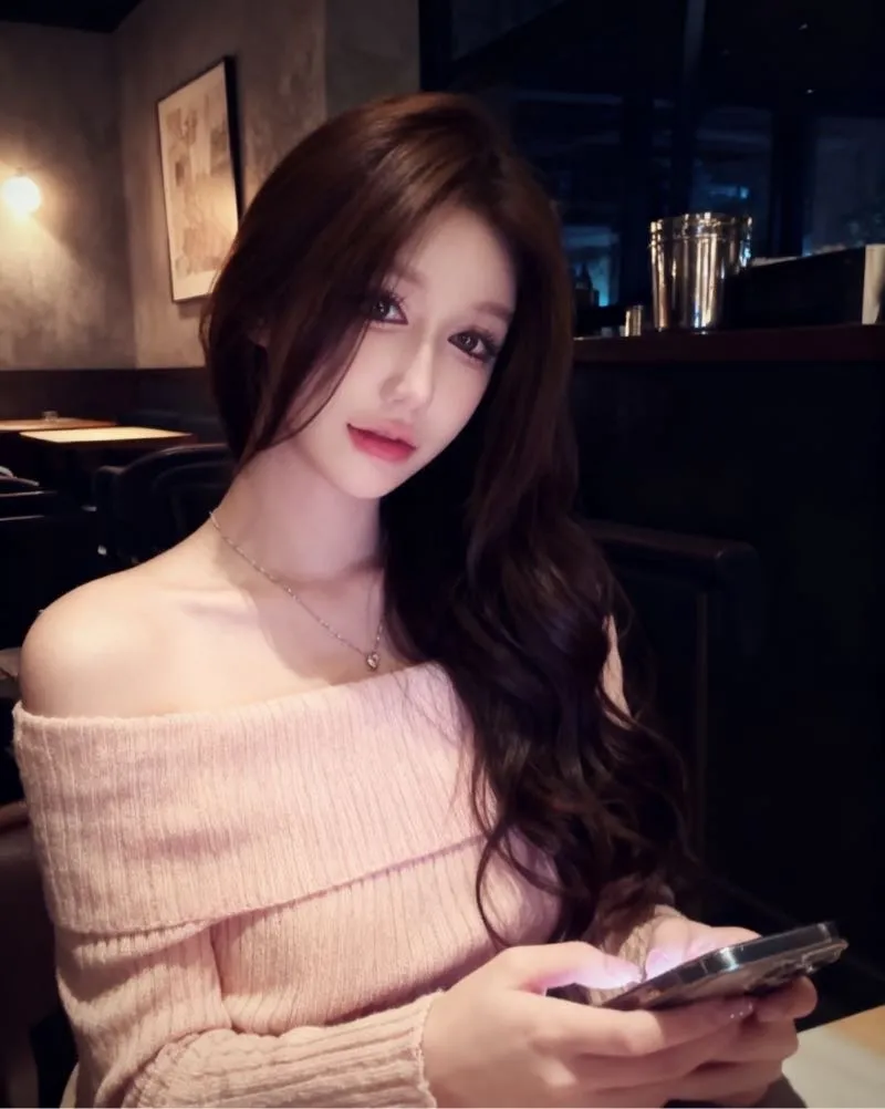 唐果儿 嗲妹少御粉红女郎【真人真照】 Gallery 4