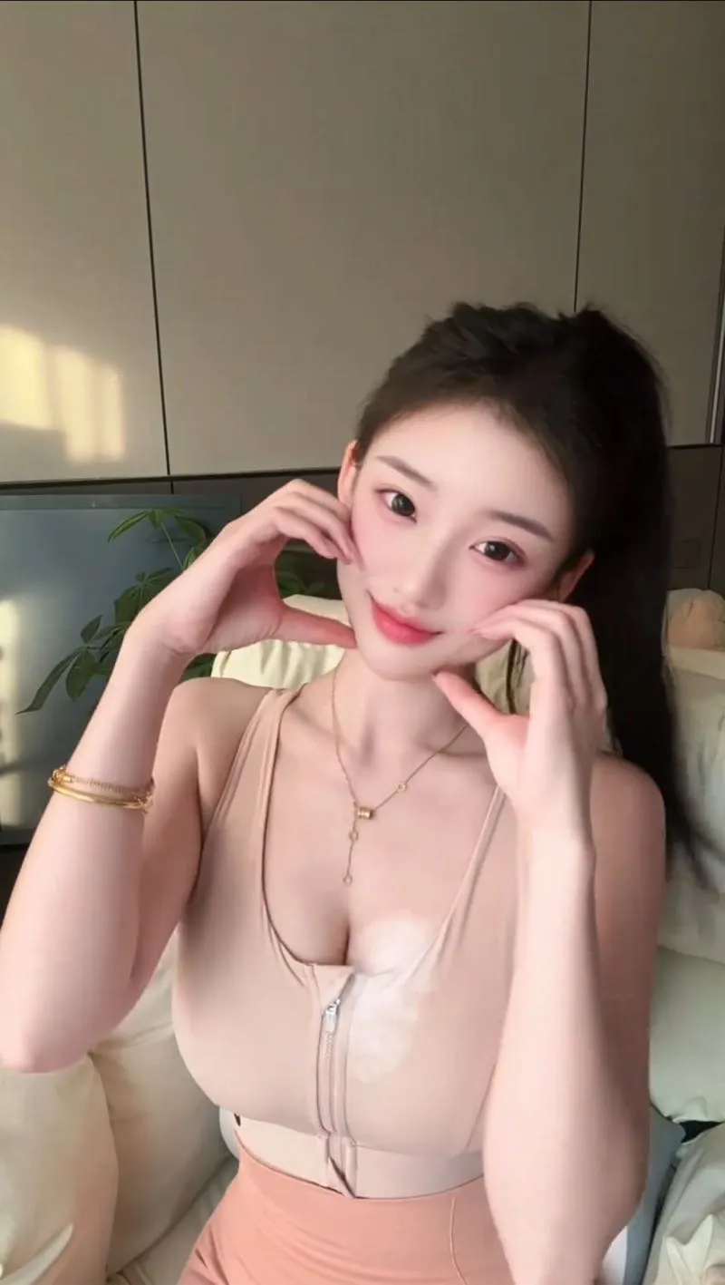 浦东舒舒 又纯又欲的极品女友 Gallery 4