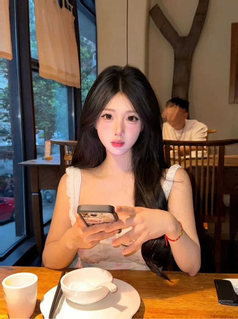 李嘉欣 冷白皮 Gallery 5
