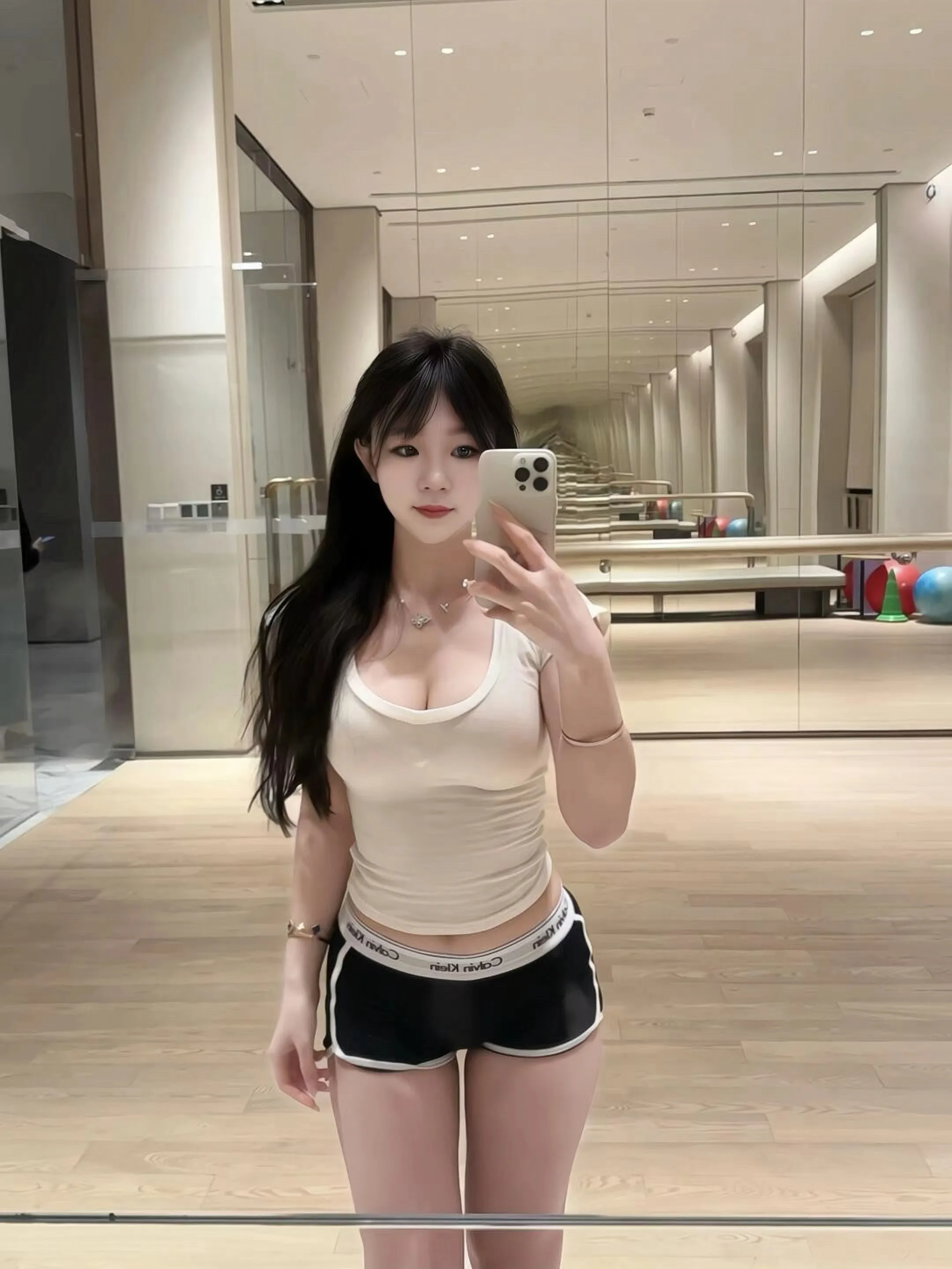 虹口08小小 🉑WT 高中兼职 Gallery 1