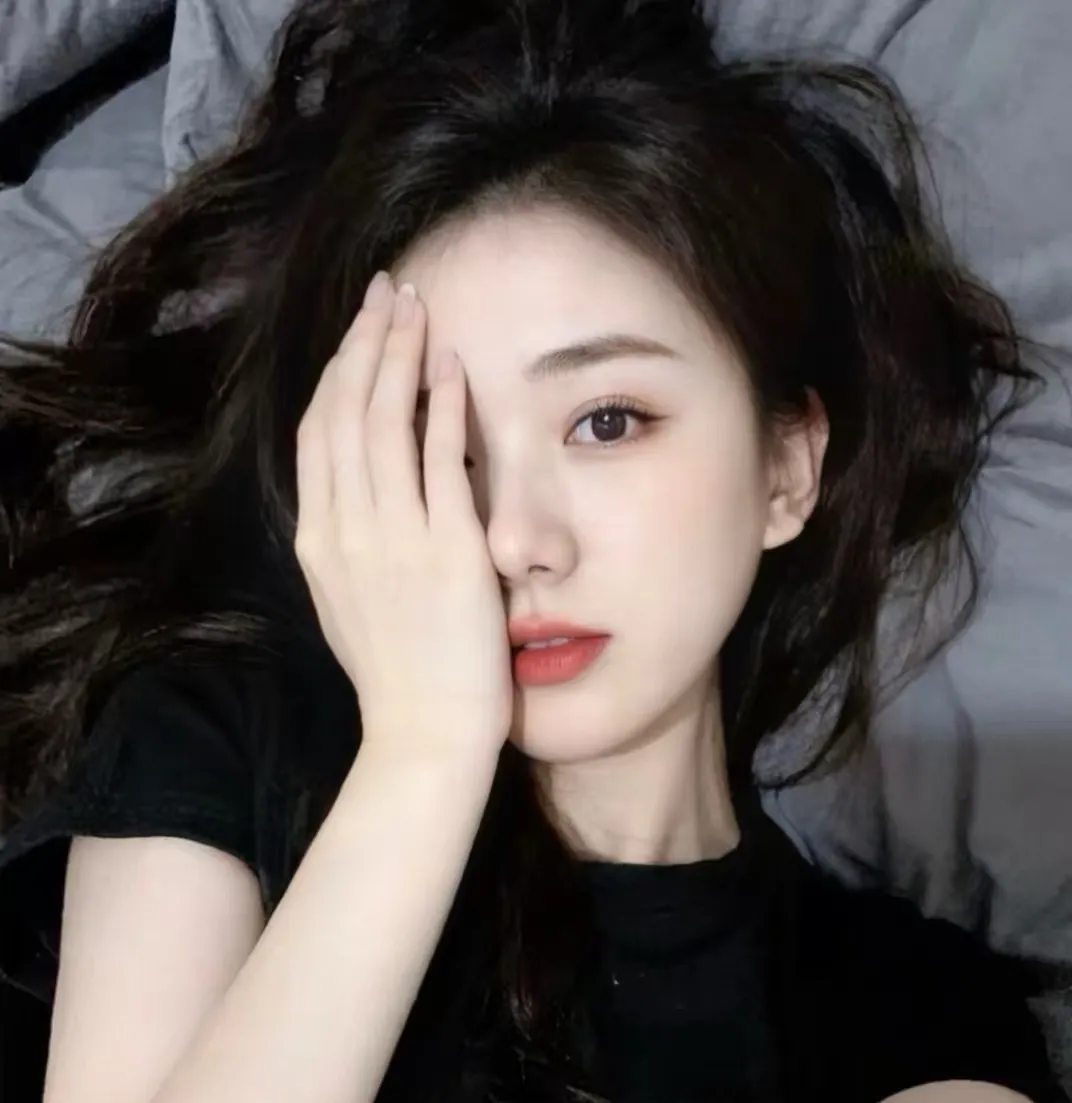 4214B-173 浦东音乐学院毕业钢琴生