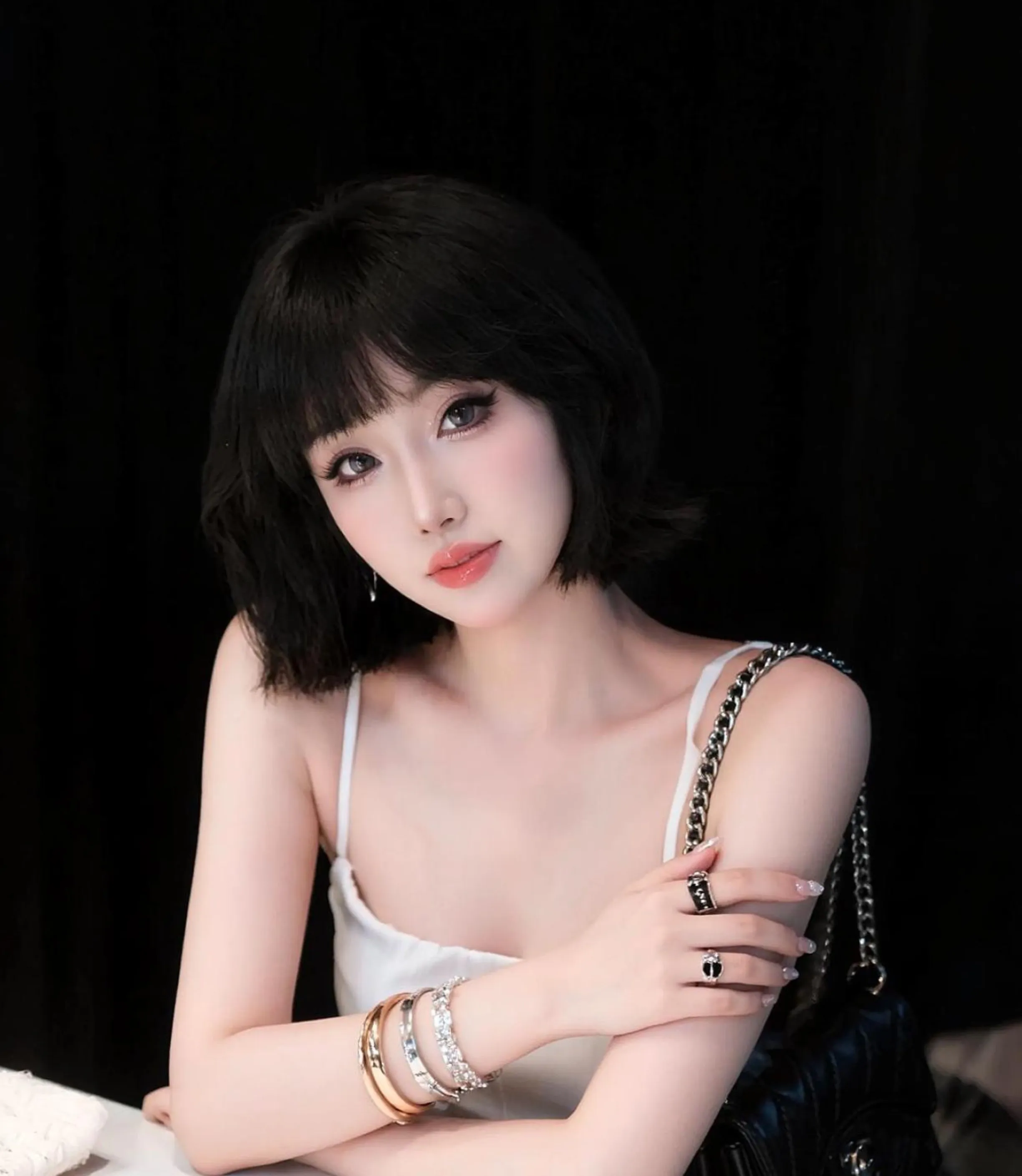 浦东川沙🔥艾琳🔥朝鲜族，外语老师兼职 Gallery 1