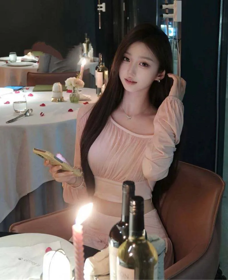 156新人肤白貌美博主桃子首开 Gallery 2