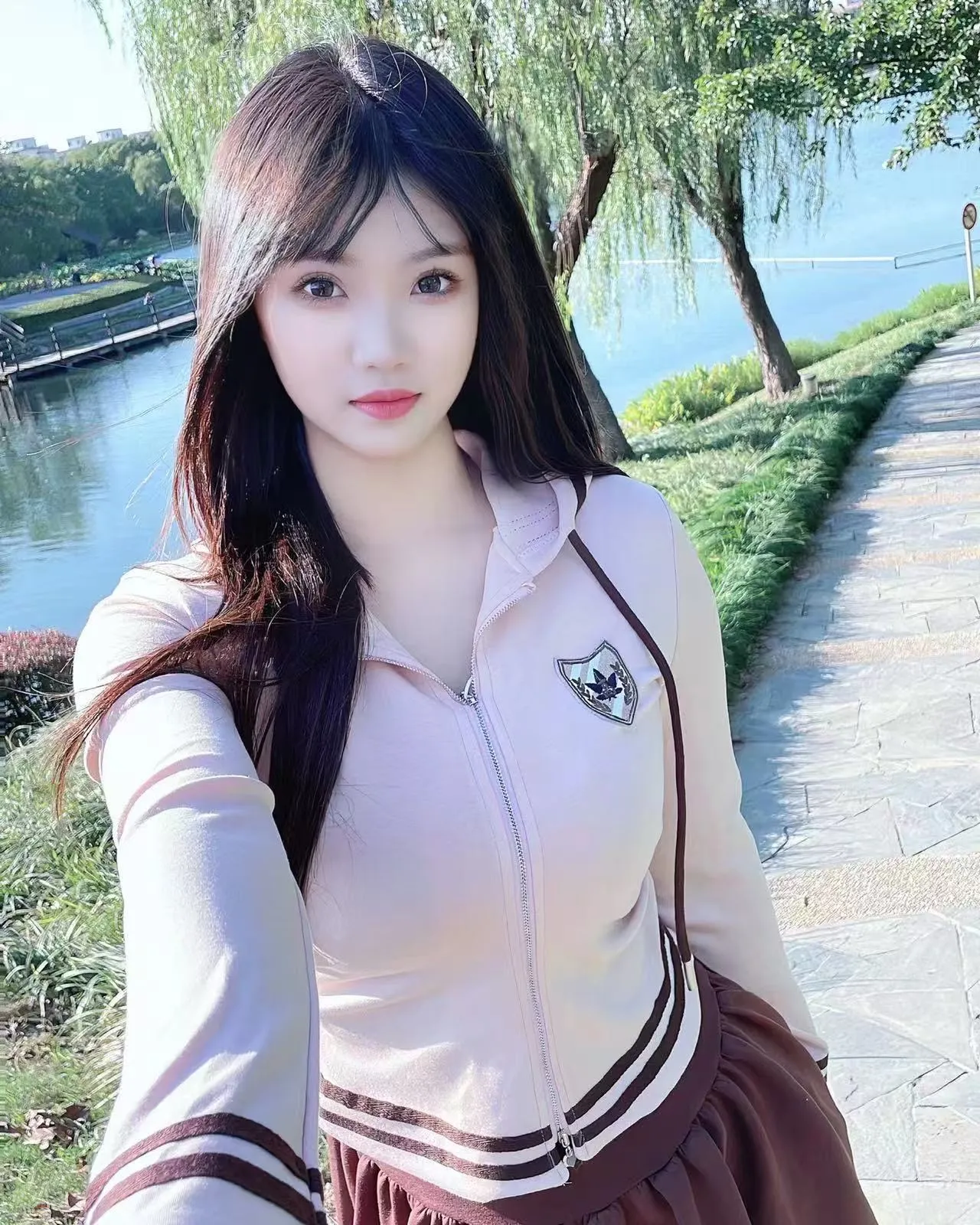 静安新人175大G胸模～西西 Gallery 4