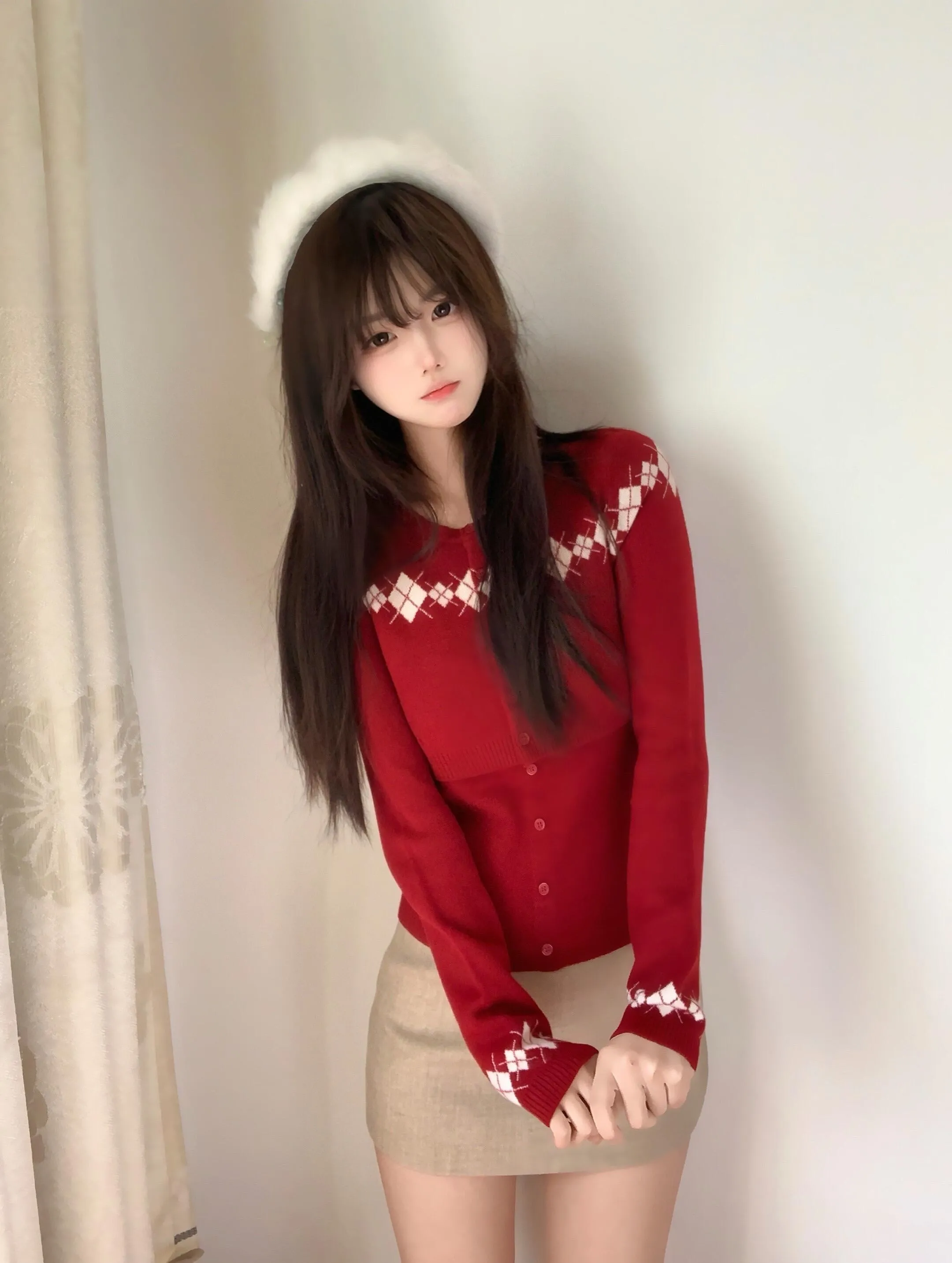 普陀萌萌 刚破处逼逼紧嫩 Gallery 4