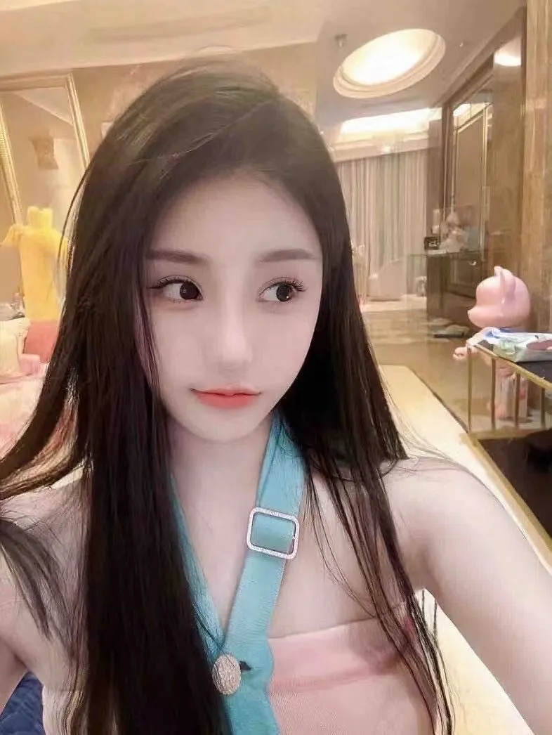 a462🦜冷白皮童颜巨乳纯欲 Gallery 4