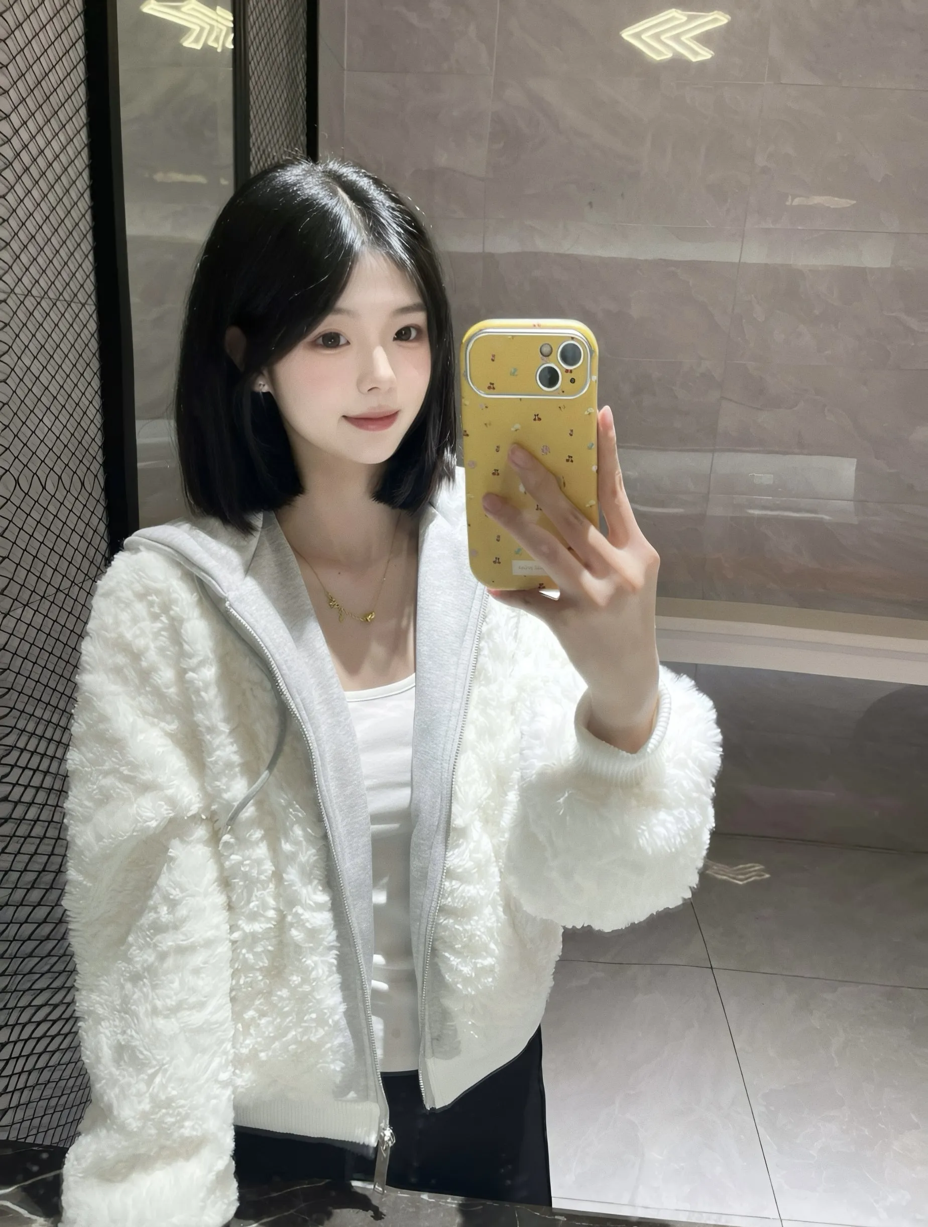 08.纯新人琪琪，（第一天下海)