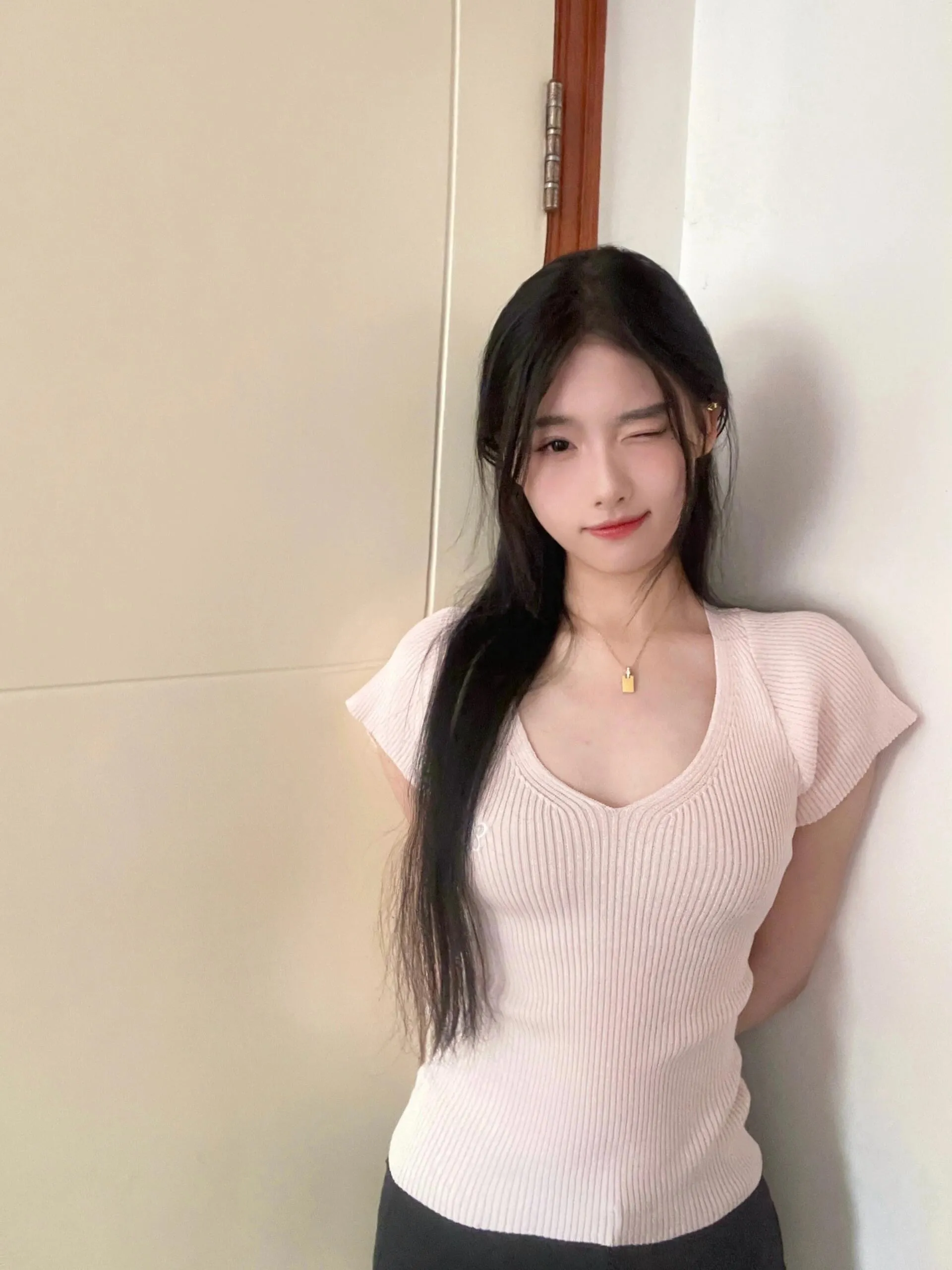 小玲，床上小妖精骚气冲天叫声销魂 Gallery 6