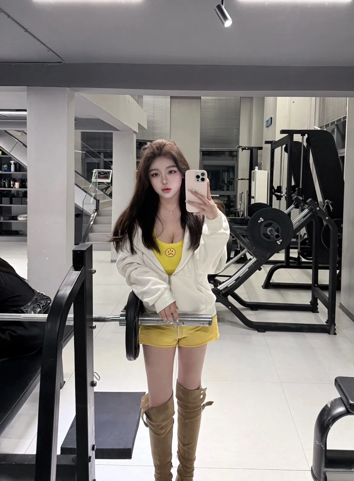 闵行 白白 网红健身博主 Gallery 4