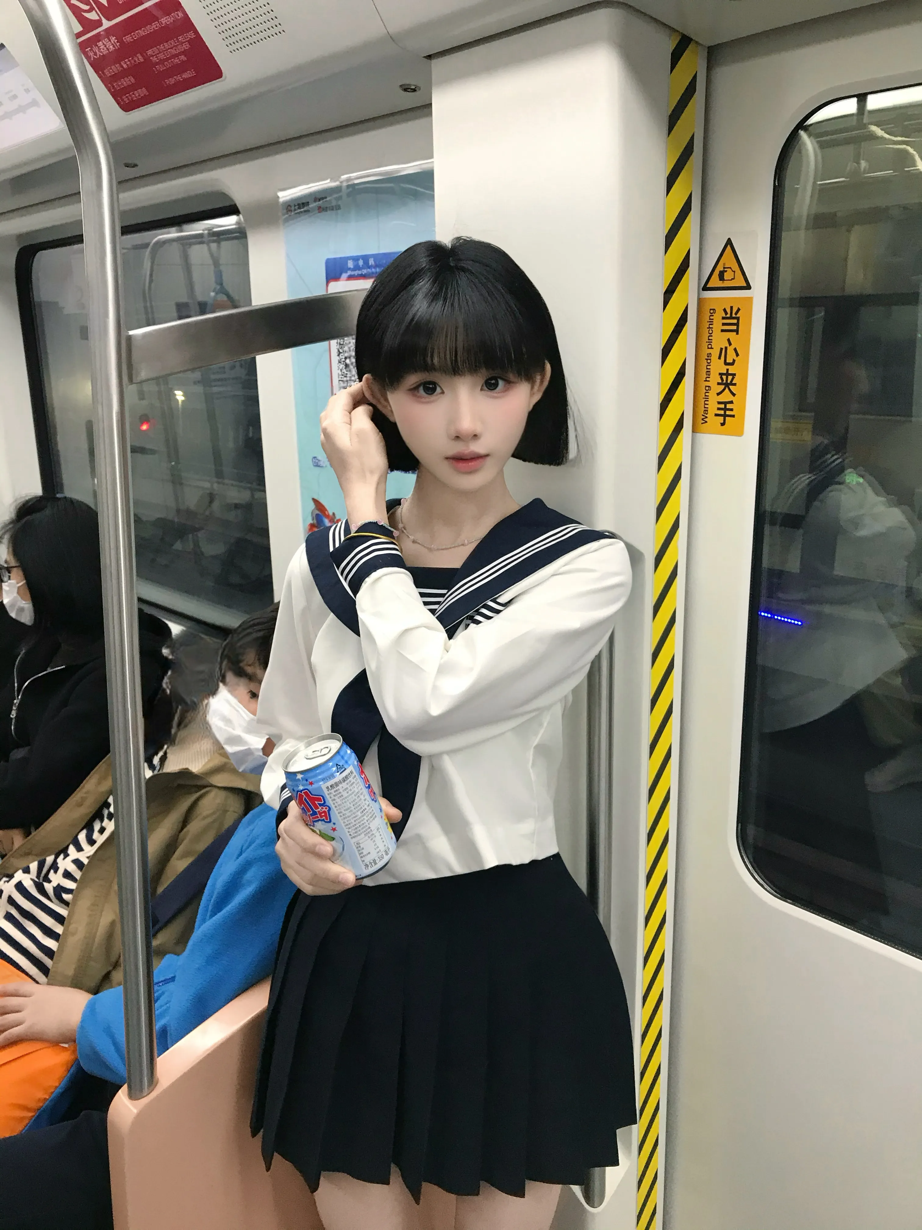 上海短发白虎 Gallery 2