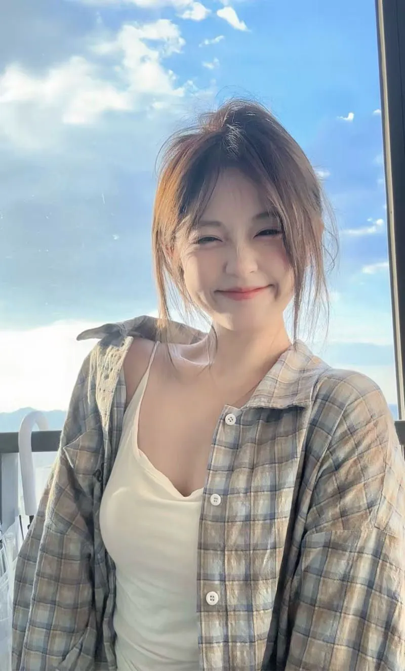 松江 奶糖 粉嫩少女 极品白小纯