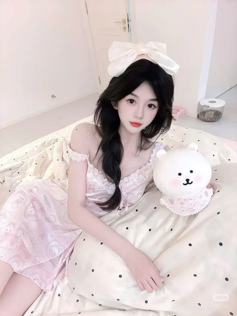 妙妙 白小纯天花板 首次下海 Gallery 6