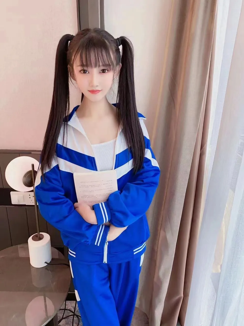 在校学生高二在读 偶尔兼职 Gallery 3
