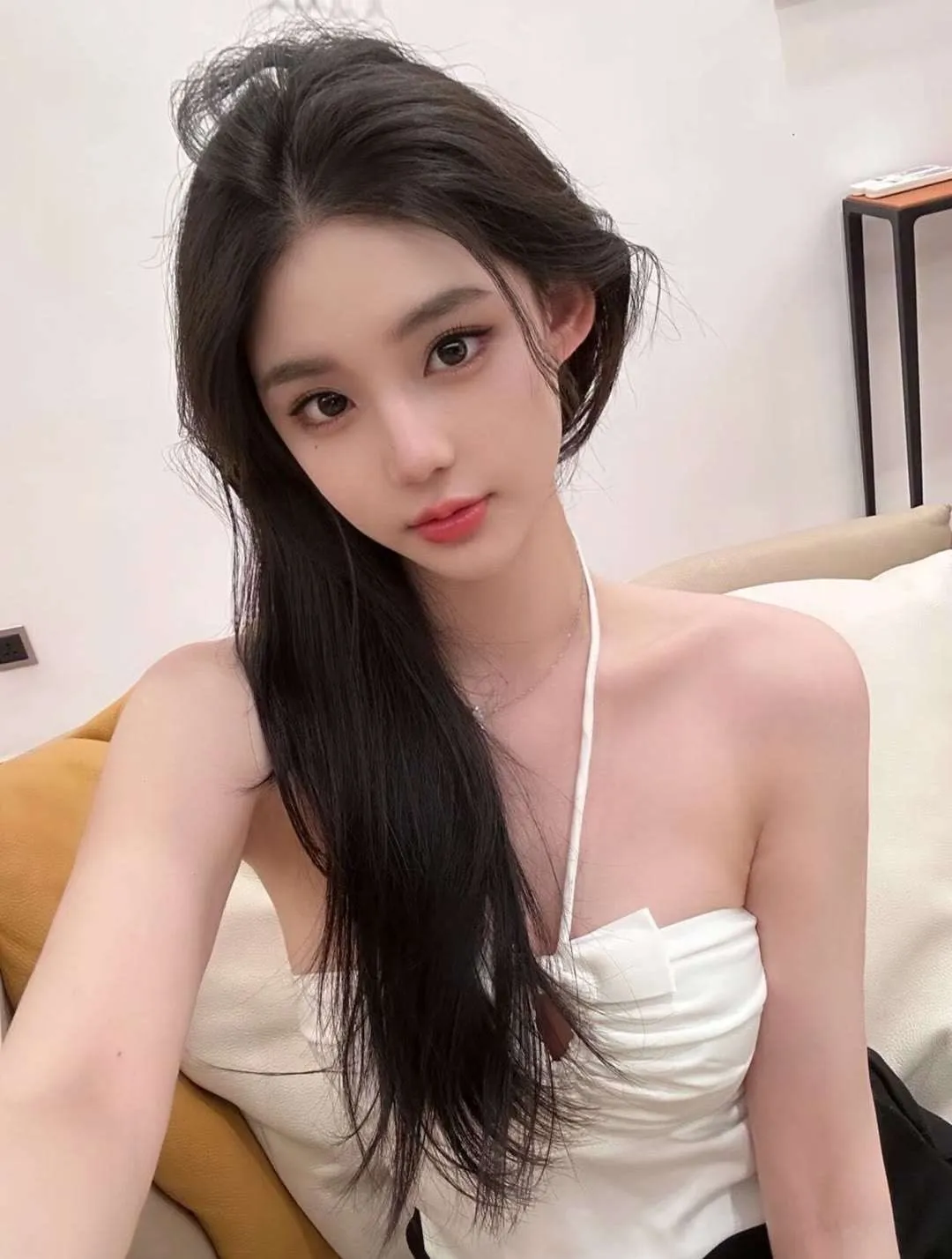 刚下海嫩妹 麻花 气质学妹，服务周到