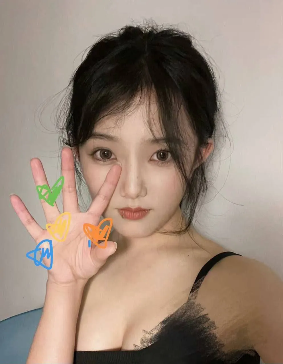 双飞姐妹花 极品萝莉圆圆 Gallery 3