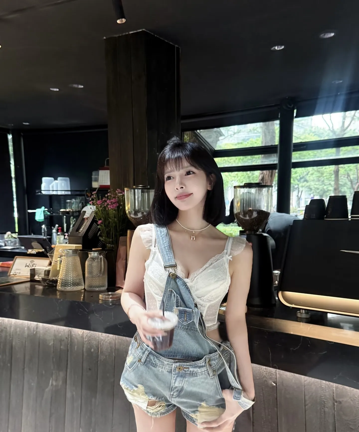 琳达 人瘦胸大 Gallery 2