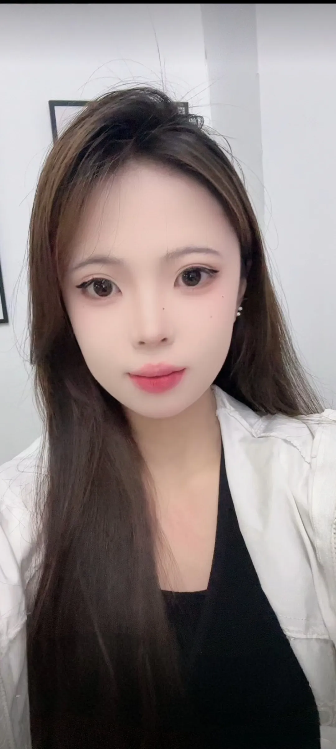 浦东纯新人14号首开  小叶子 极品萝莉（假陪） Gallery 6