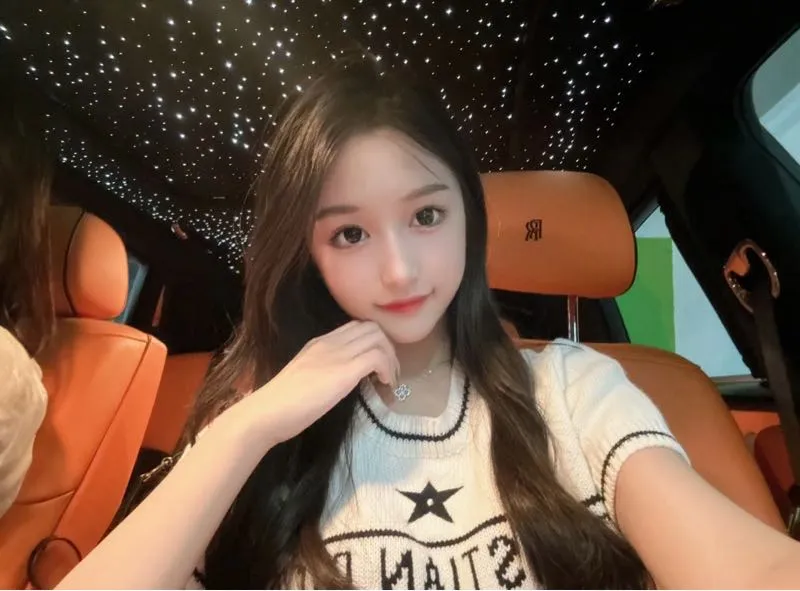 coco妹妹 水滴胸型 蜜桃臀 Gallery 4