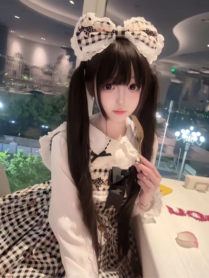 🌈小小鱼 幼态娃娃脸懵懂可爱白皙皮肤 Gallery 3