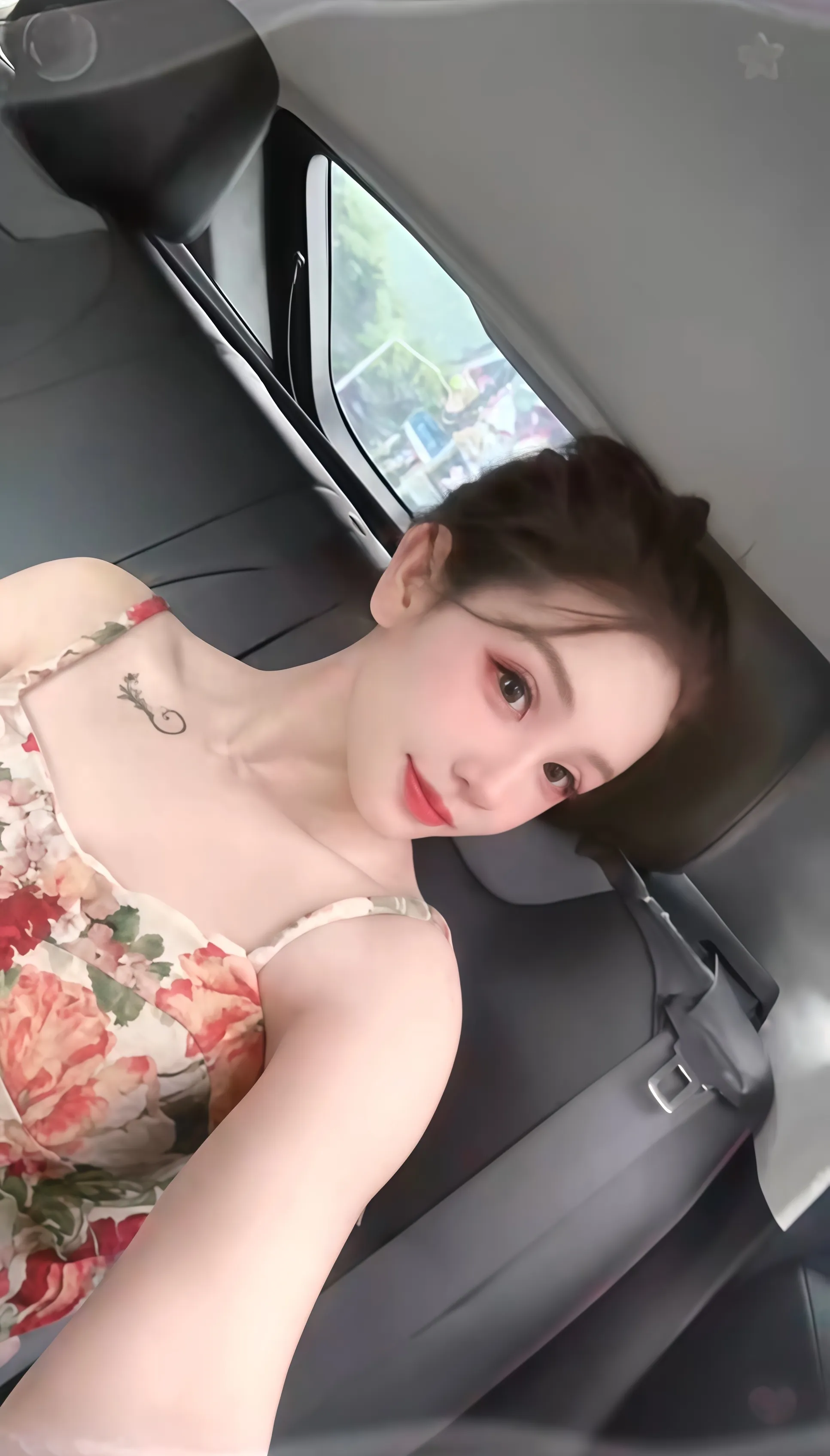 新人安蜜纯兼职气质御姐首开(只接外出) Gallery 2