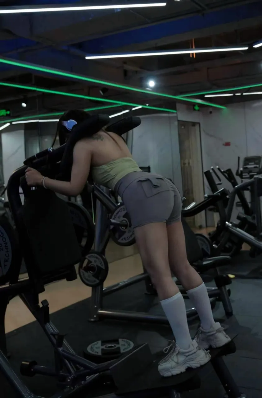 闵行某乐刻教练兼职 辣妹ST Gallery 4