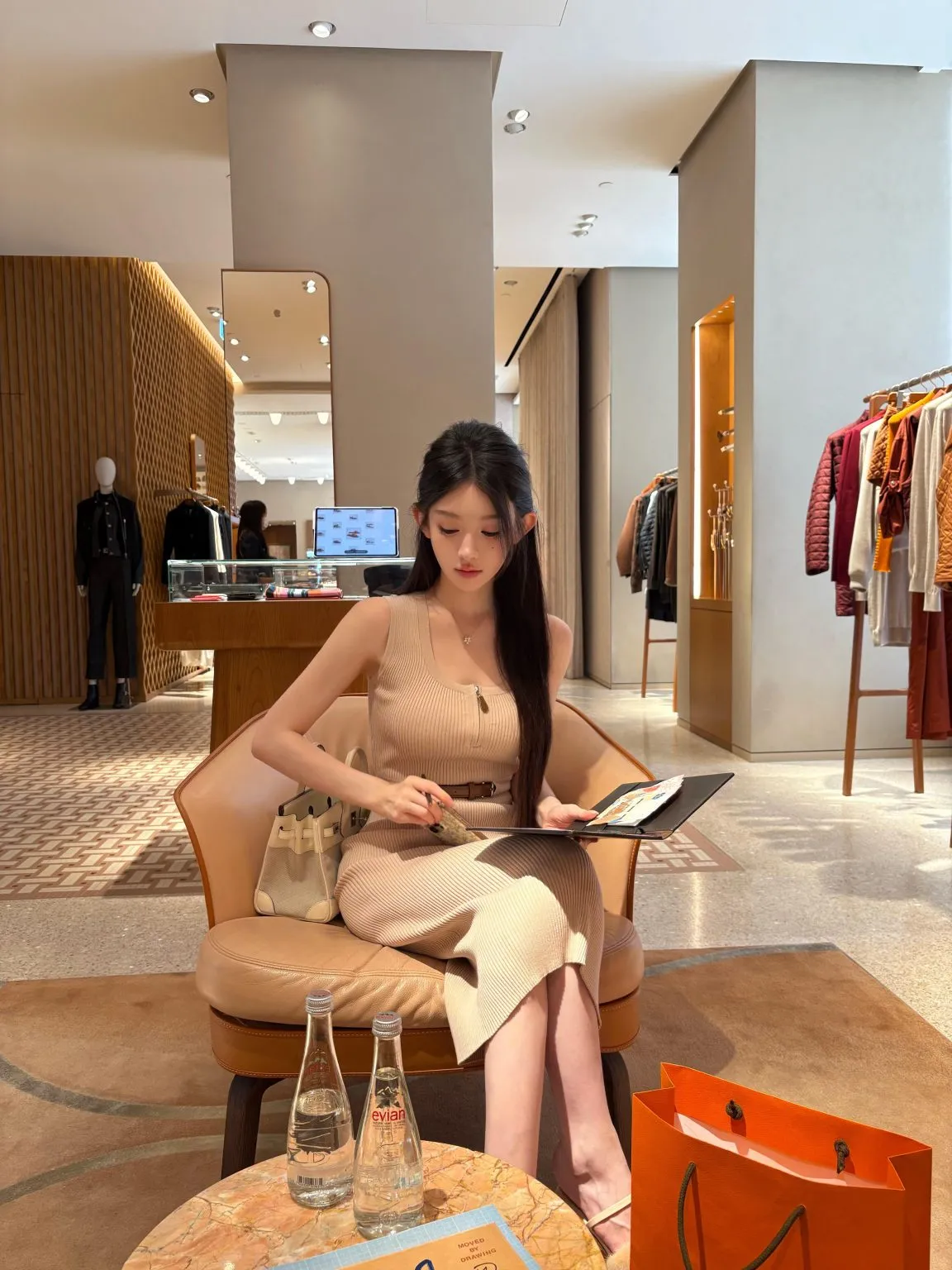 Y2811-168E 静安硬五白小纯舞蹈生