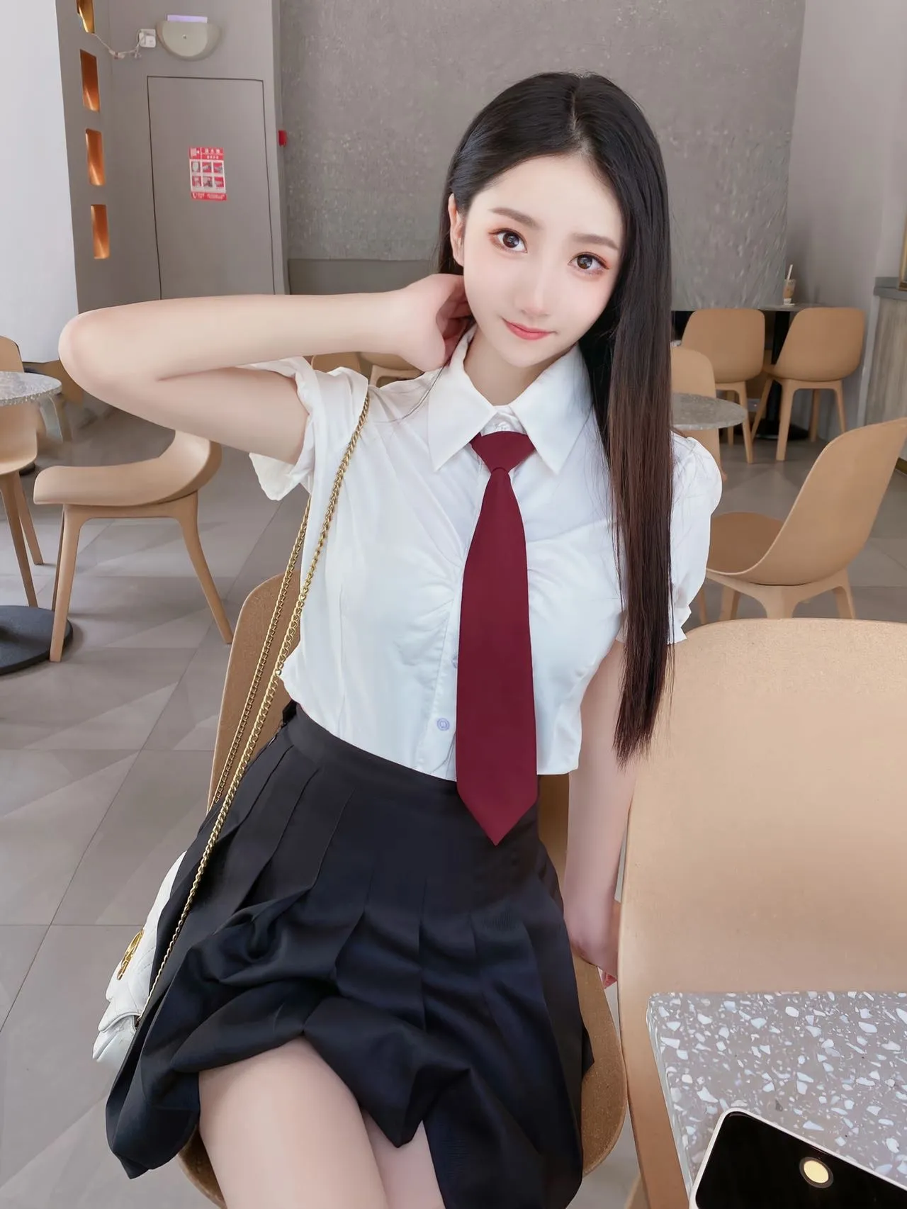 浦东金桥 新人云舒 筷子腿 A4腰 Gallery 4