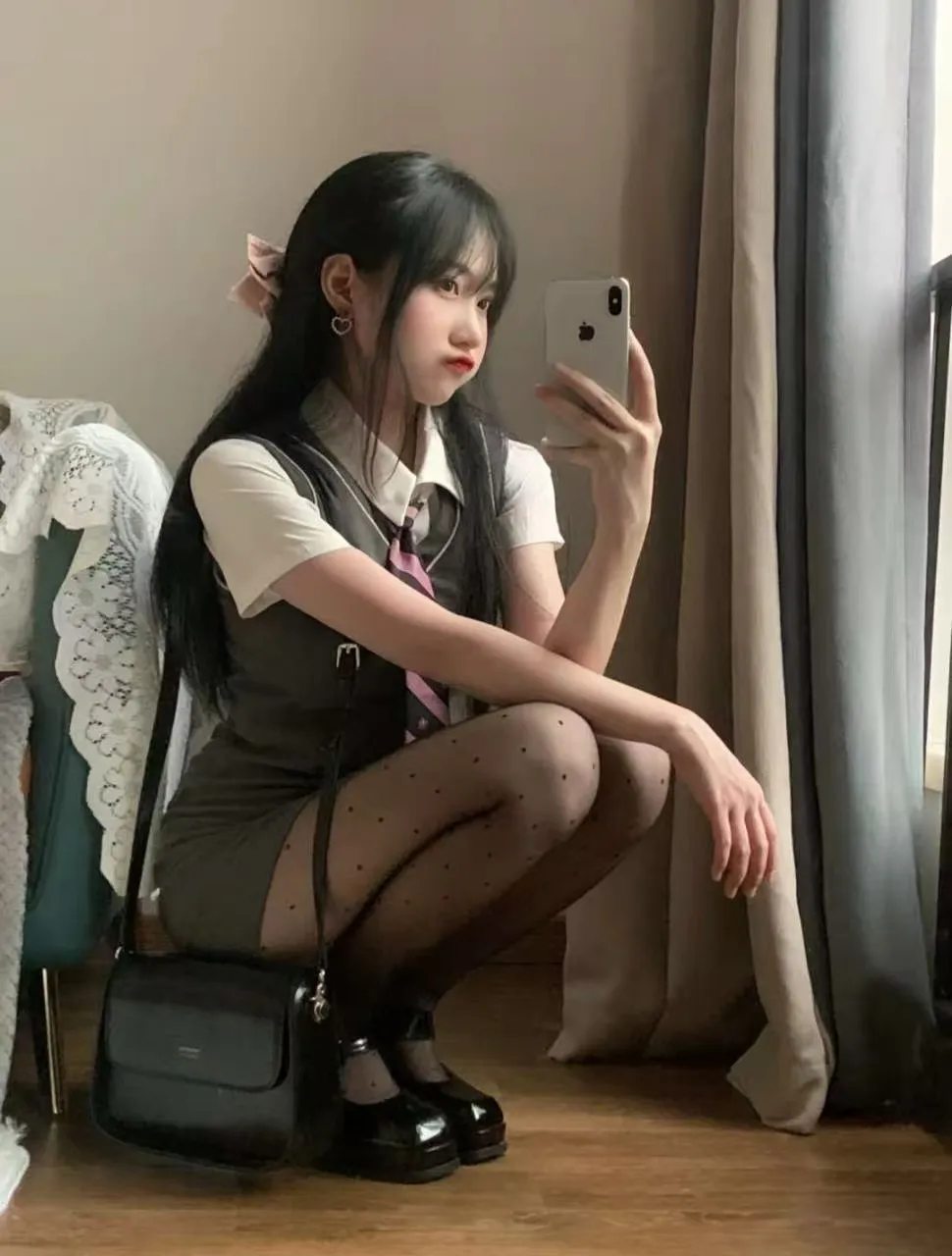 小软05圈外性瘾少女兼职 Gallery 5