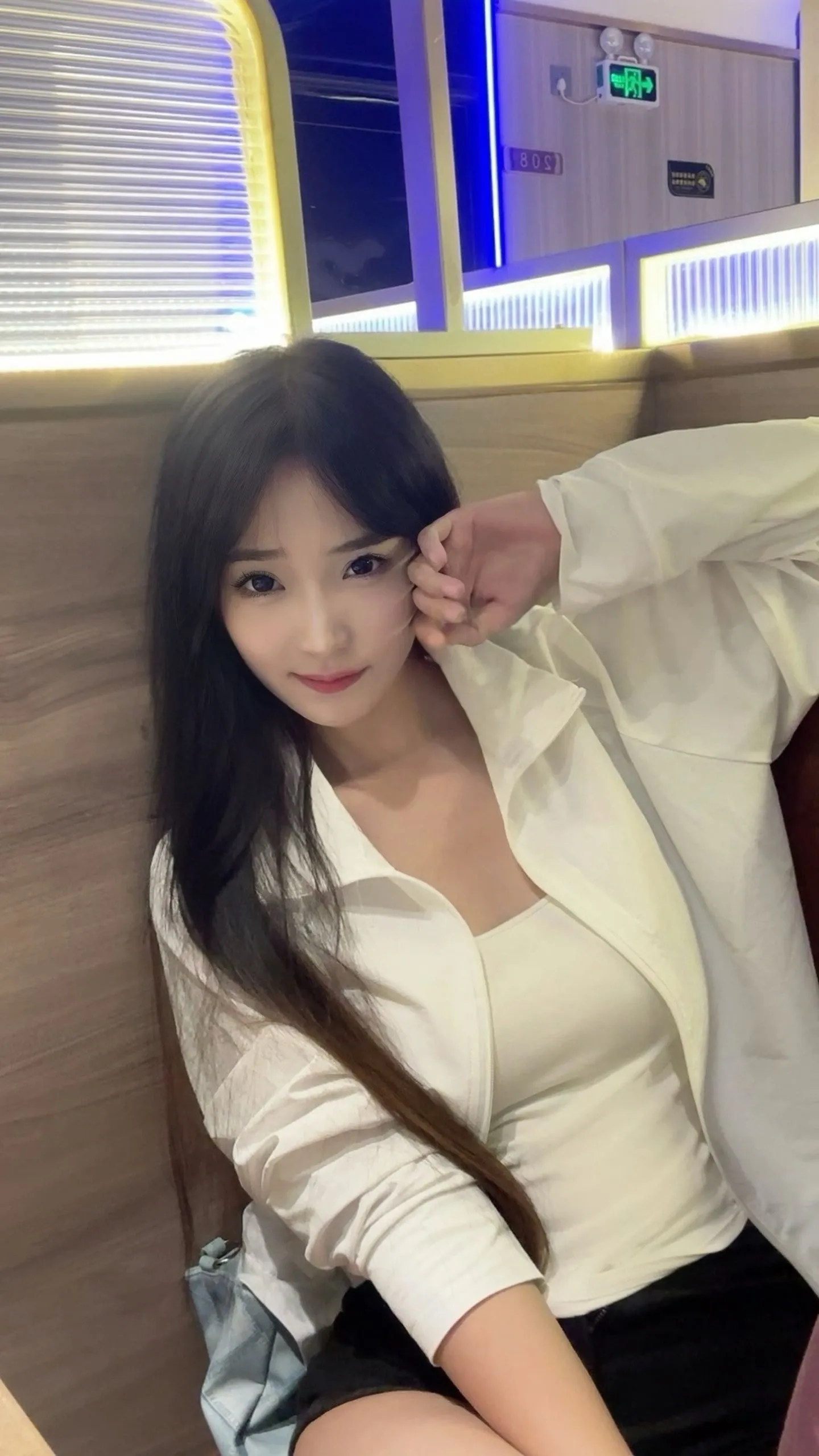 浦东念雪 新人下海年轻漂亮嫩 假赔可指定验证 Gallery 6