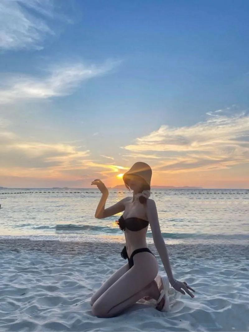 上海音晴晴 180𝗰𝗺 • 𝟯𝟲E 静安 Gallery 3