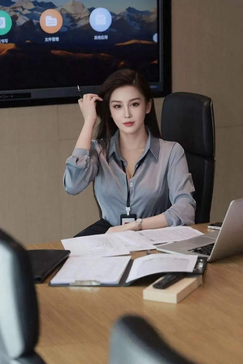 浦东174身高御姐特服刘秘书wtcpsm双飞 Gallery 4