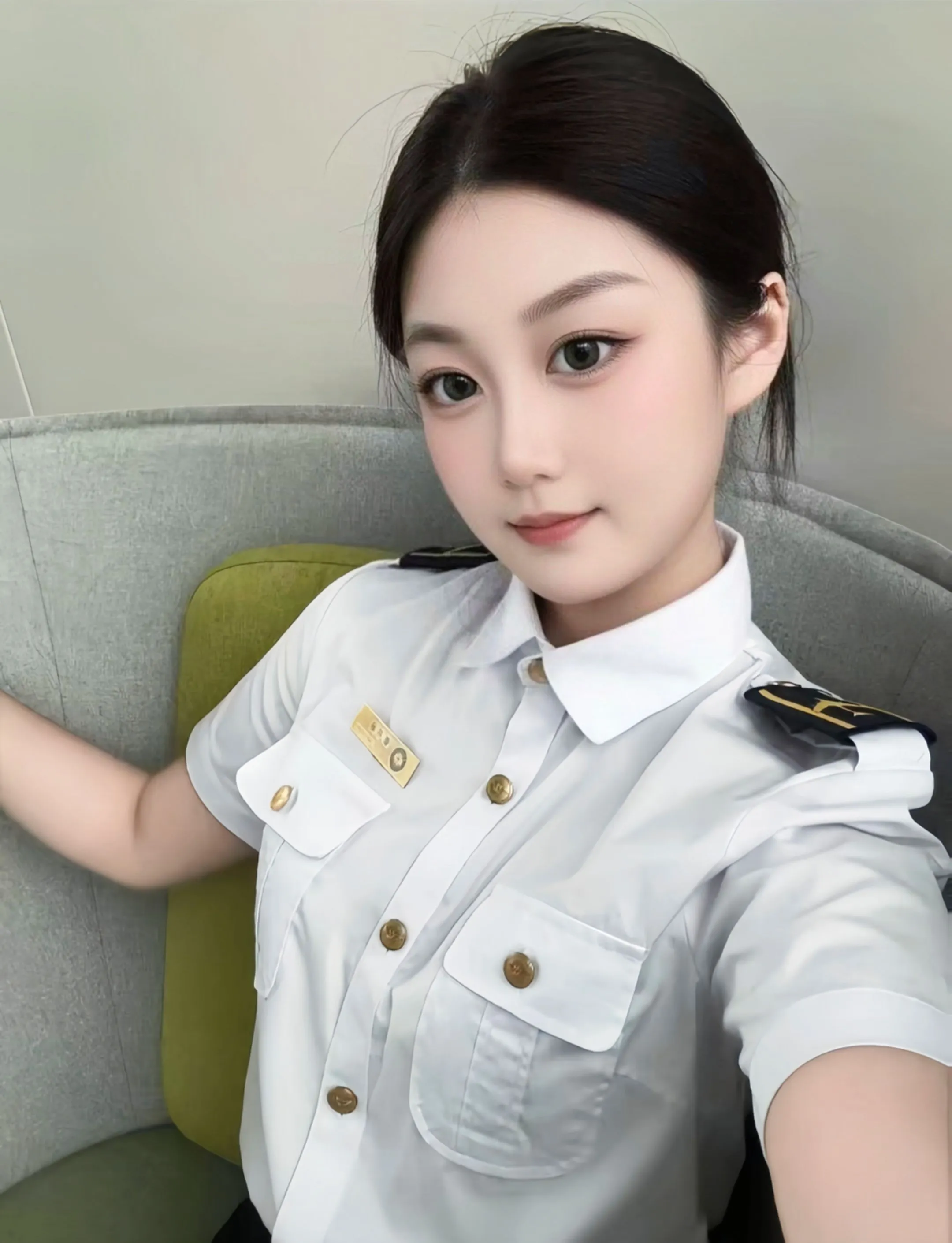 徐汇06新人（熙熙）在读空乘 学信网🉑查 Gallery 1