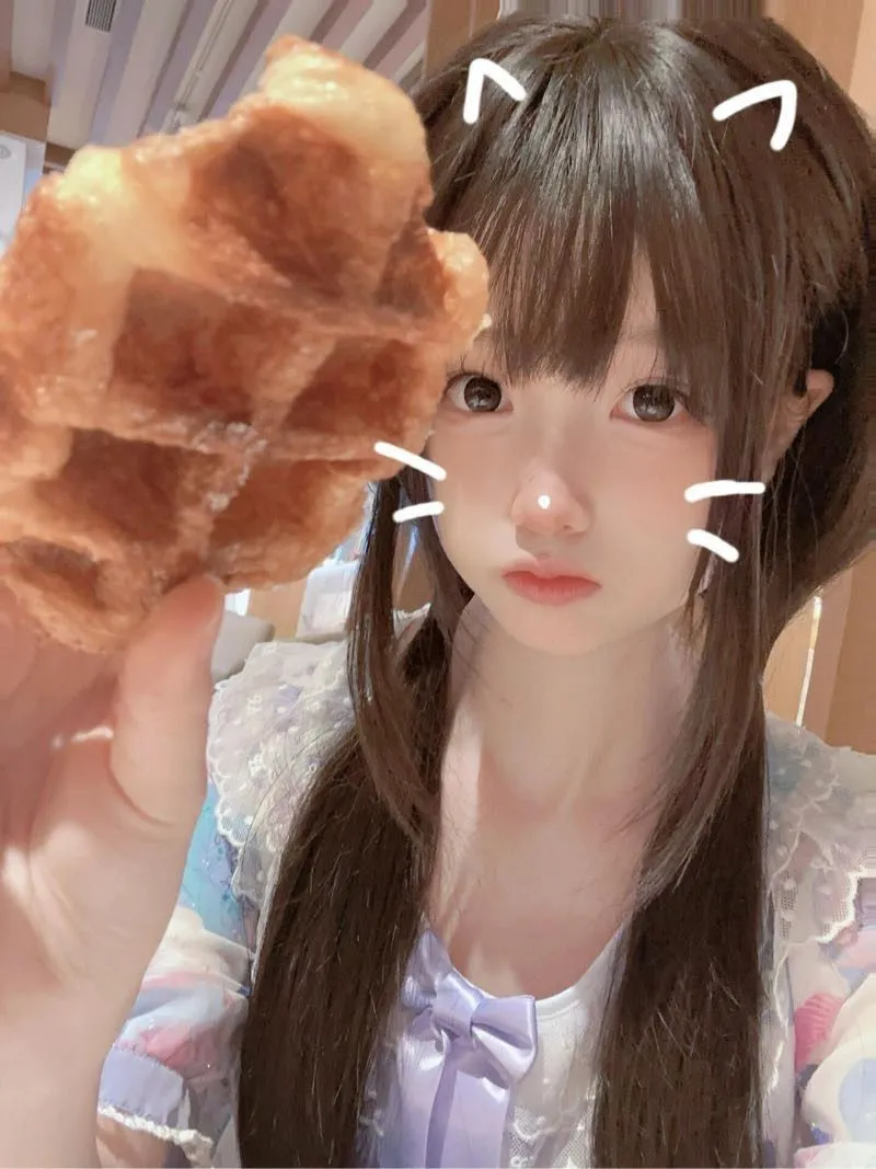 171新人萝莉白虎嫩妹兔子首开🏠3外5 Gallery 2