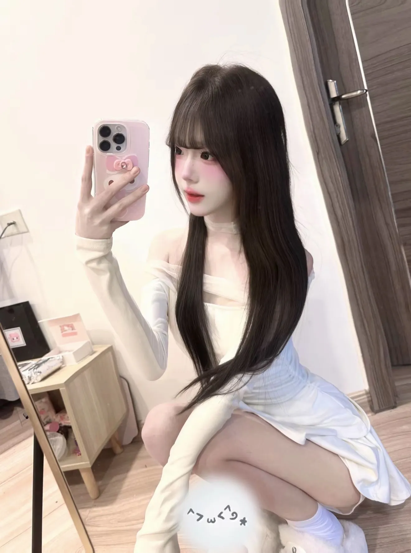 小咪 白虎 一字马 Gallery 6