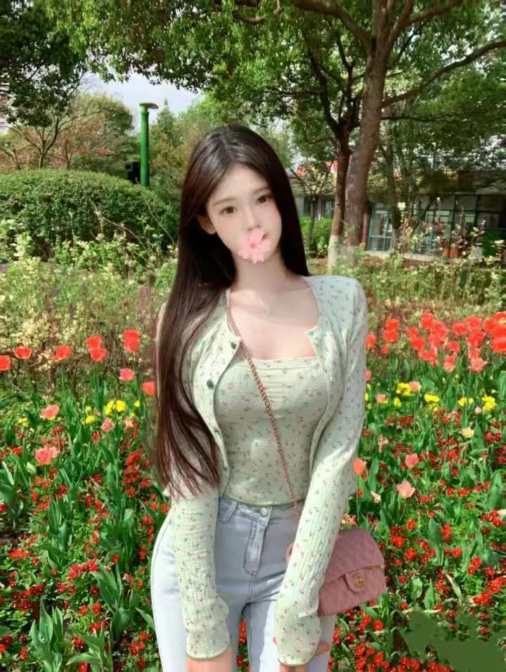 上海顶美 可乐 童颜巨乳肌肤雪白