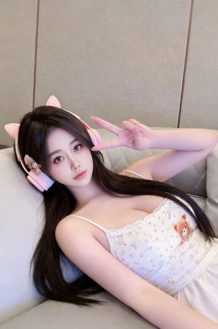 溜溜球 大奶小纯 Gallery 4