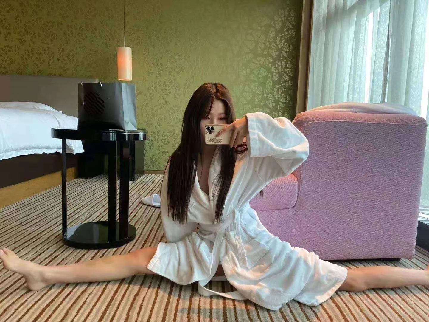 a126御姐学生可双飞代开 Gallery 2