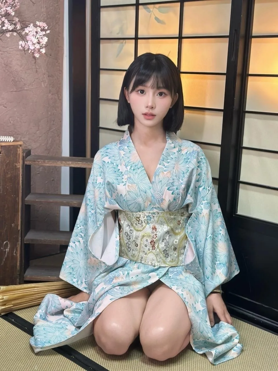 y042短发白虎 川妹车震双飞3p