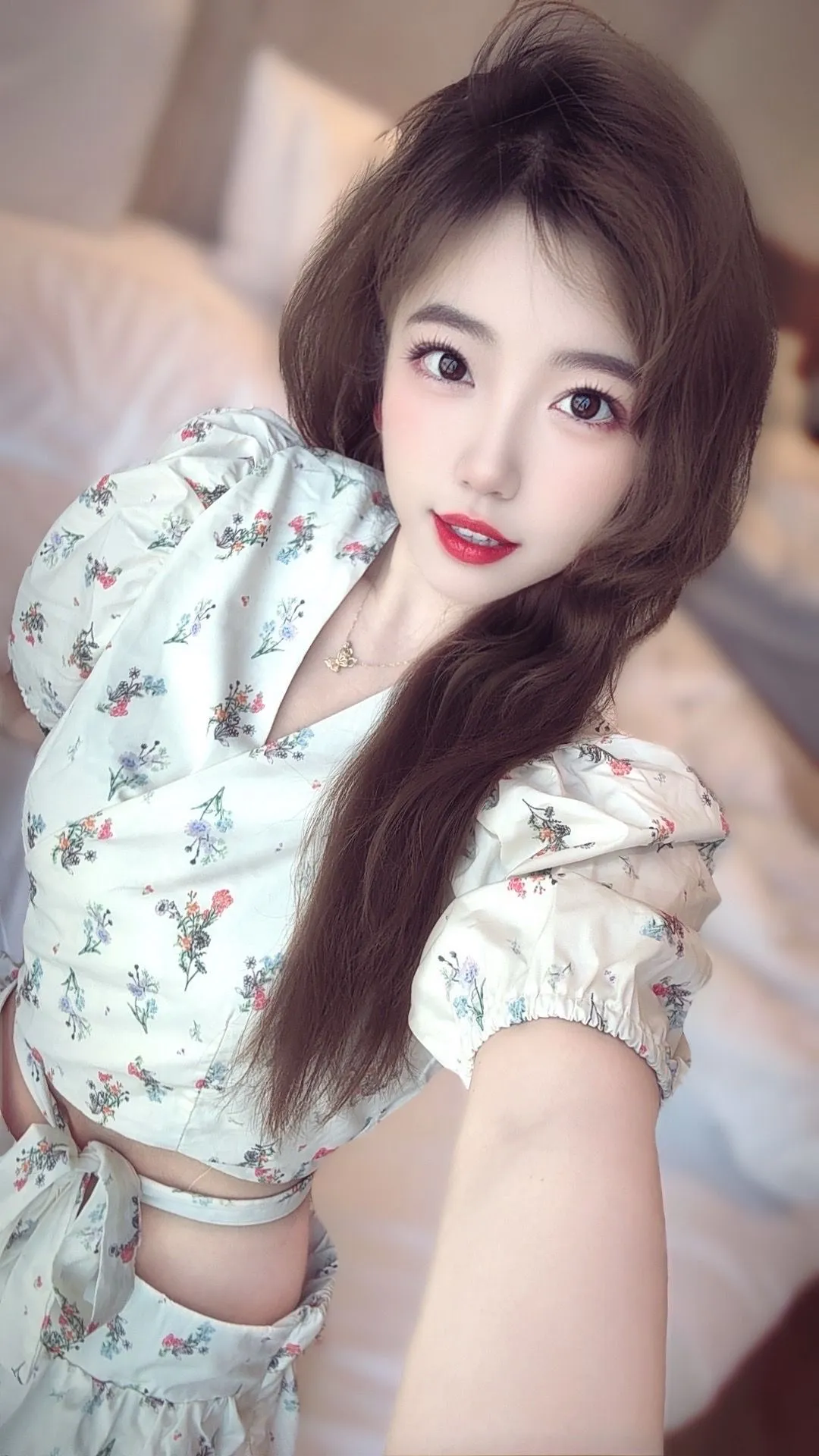 司凤儿 甜美有点小叛逆一点点纹身