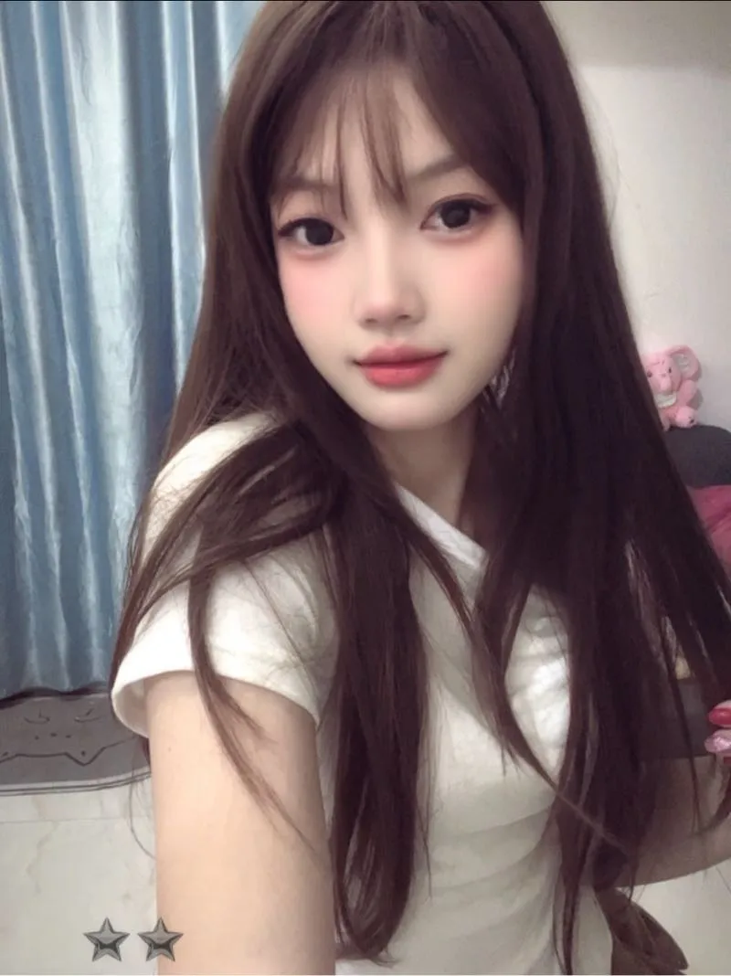 浦东乐宝 三点粉嫩 可萝可纯极品白小纯 Gallery 2