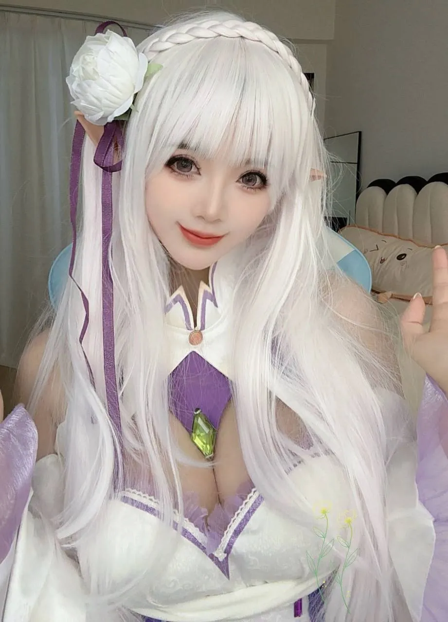 浦东陆家嘴极品白虎萝莉cos(贝甜) Gallery 5