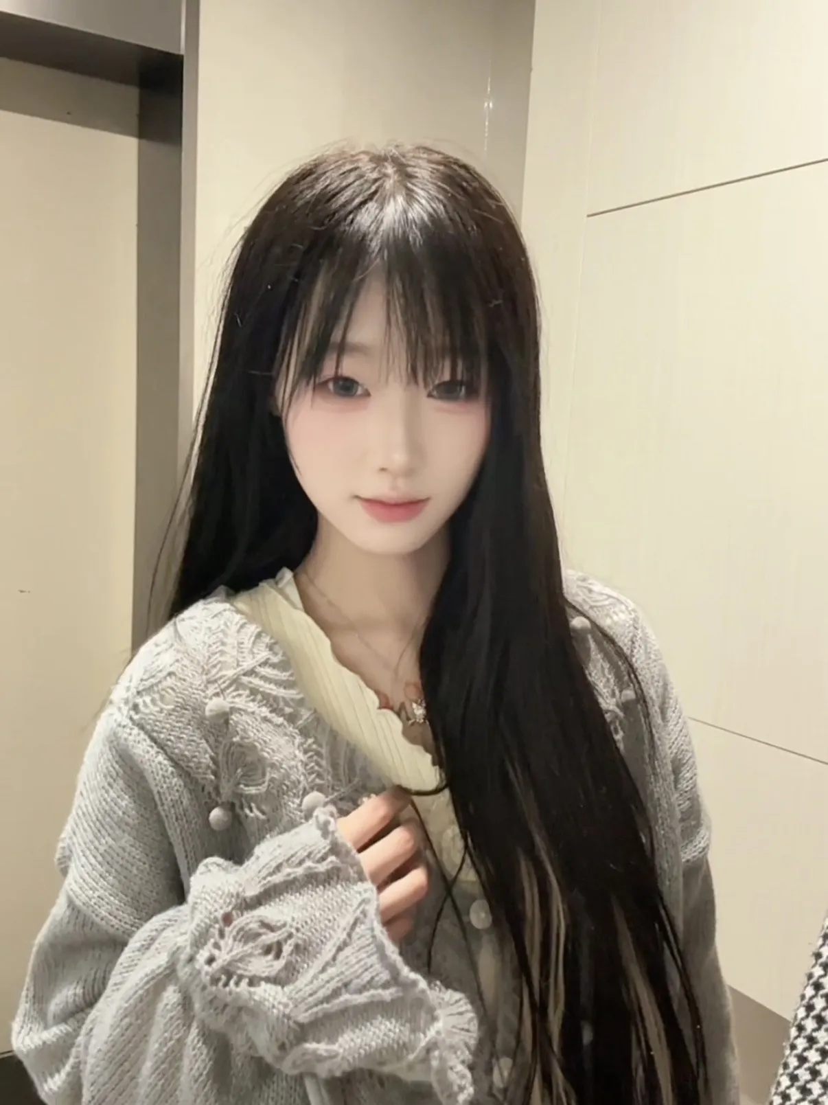 松江08六六 低价只为养活小姐姐 假照赔米 Gallery 4