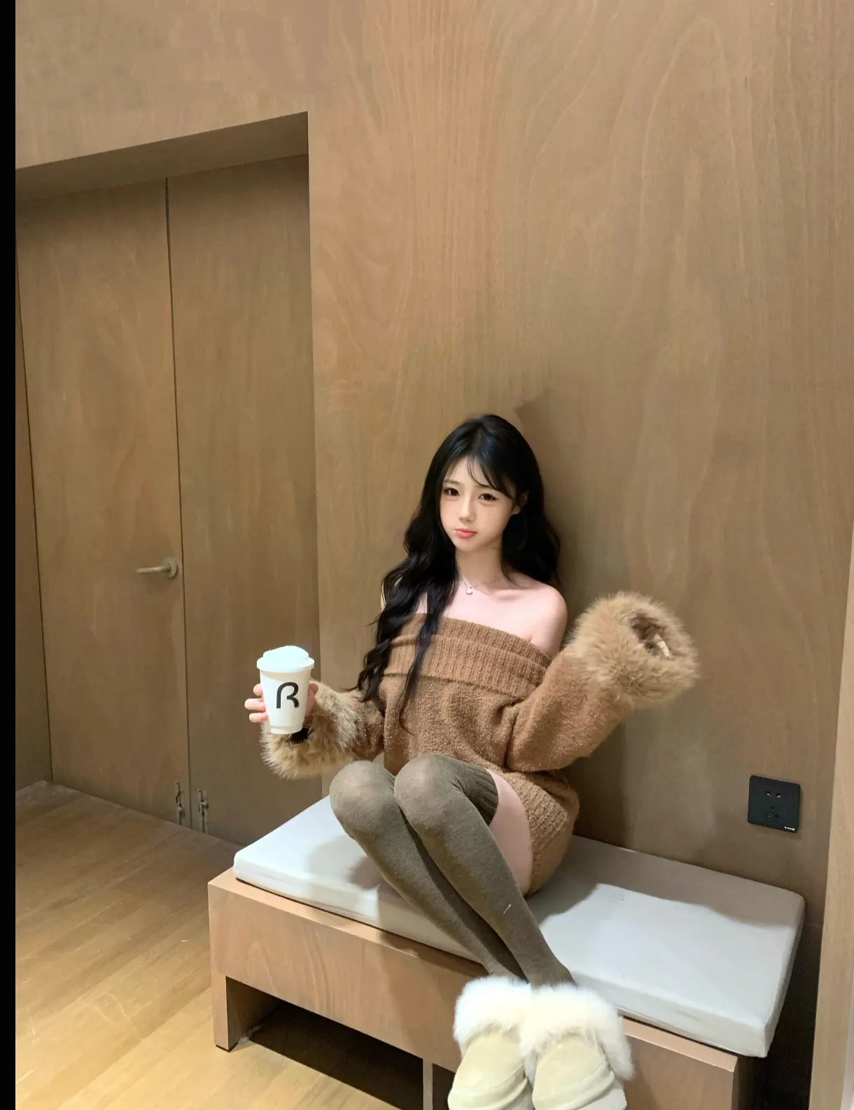 糖糖      辍学小萝莉，初次下海 Gallery 6