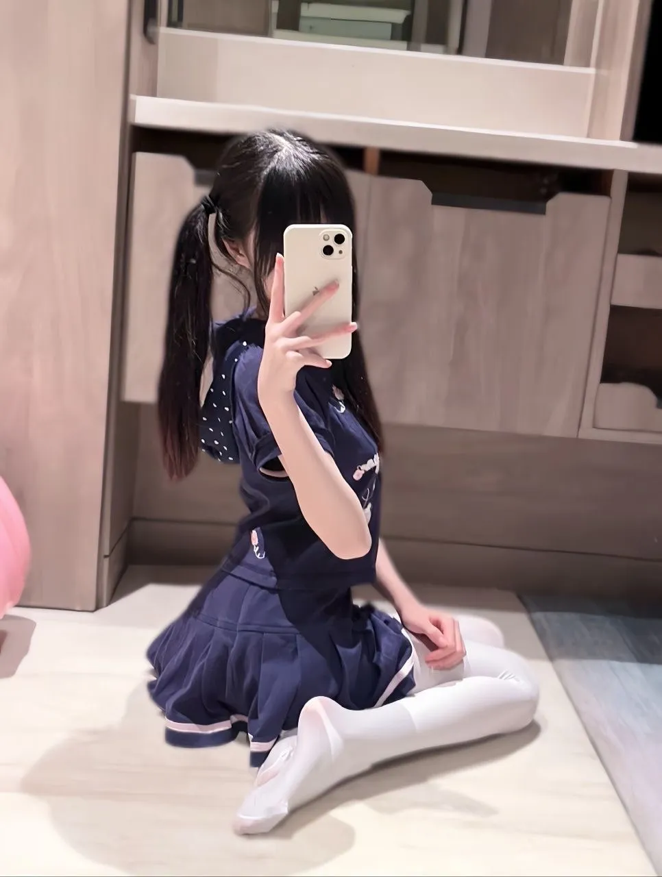 Y4348-小白虎丫丫浦东极品白虎小萝莉 Gallery 4