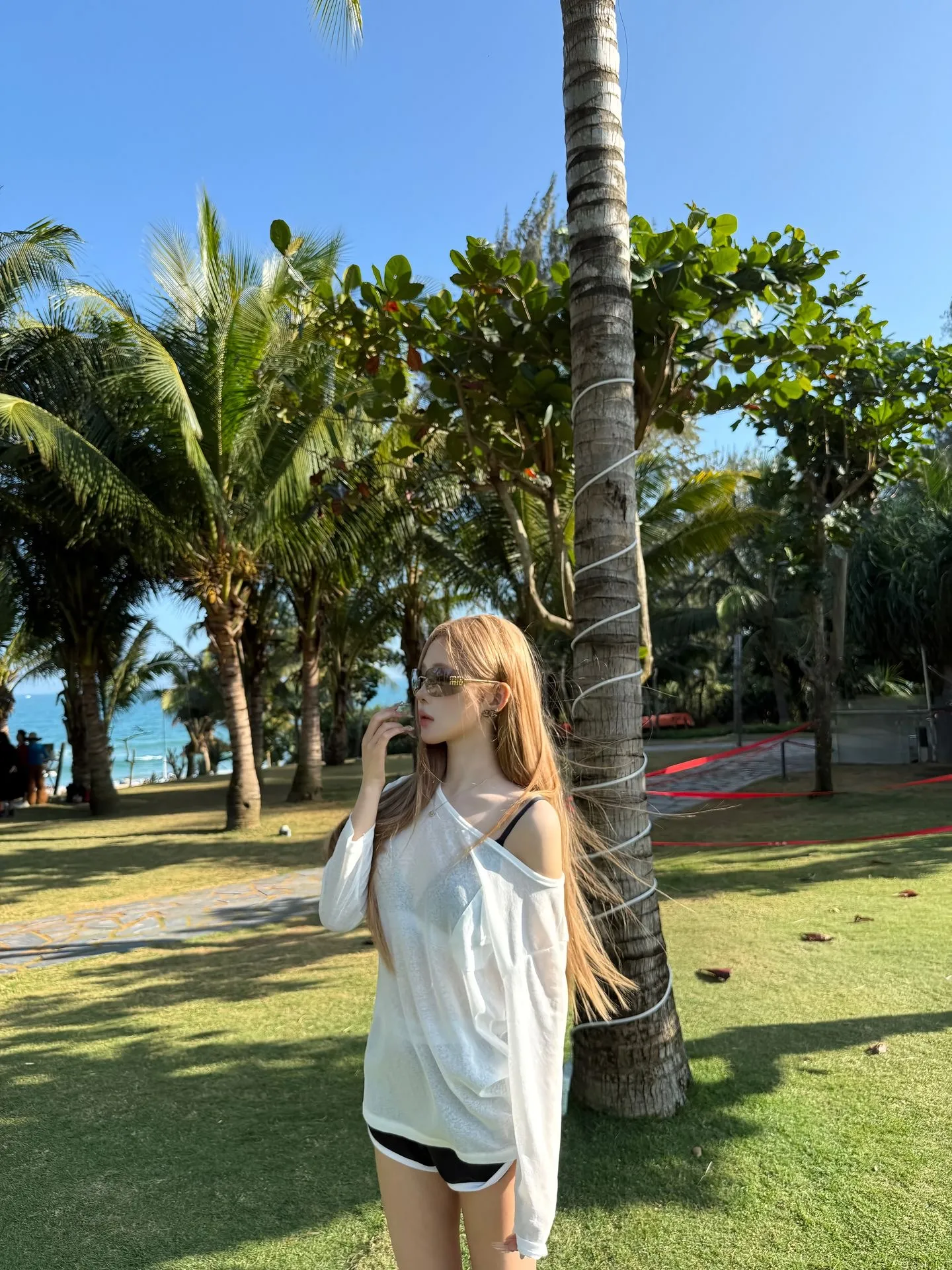 闵行 哇哈哈 刚满18小萝莉 逼紧水多 Gallery 6