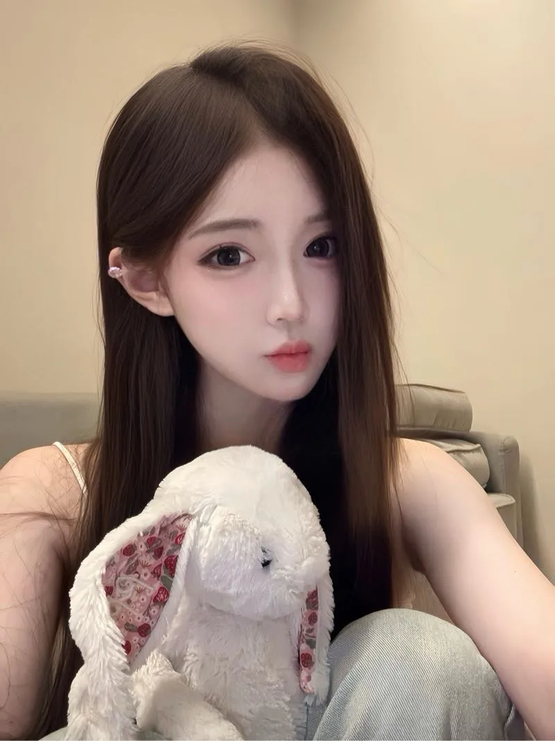 小梦梦 蜜桃臀嫩妹 粉嫩甜心 Gallery 2