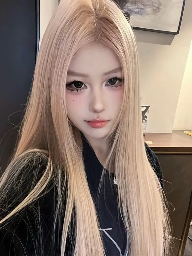 静安 麦兜兜 06年嫩妹服务 Gallery 4