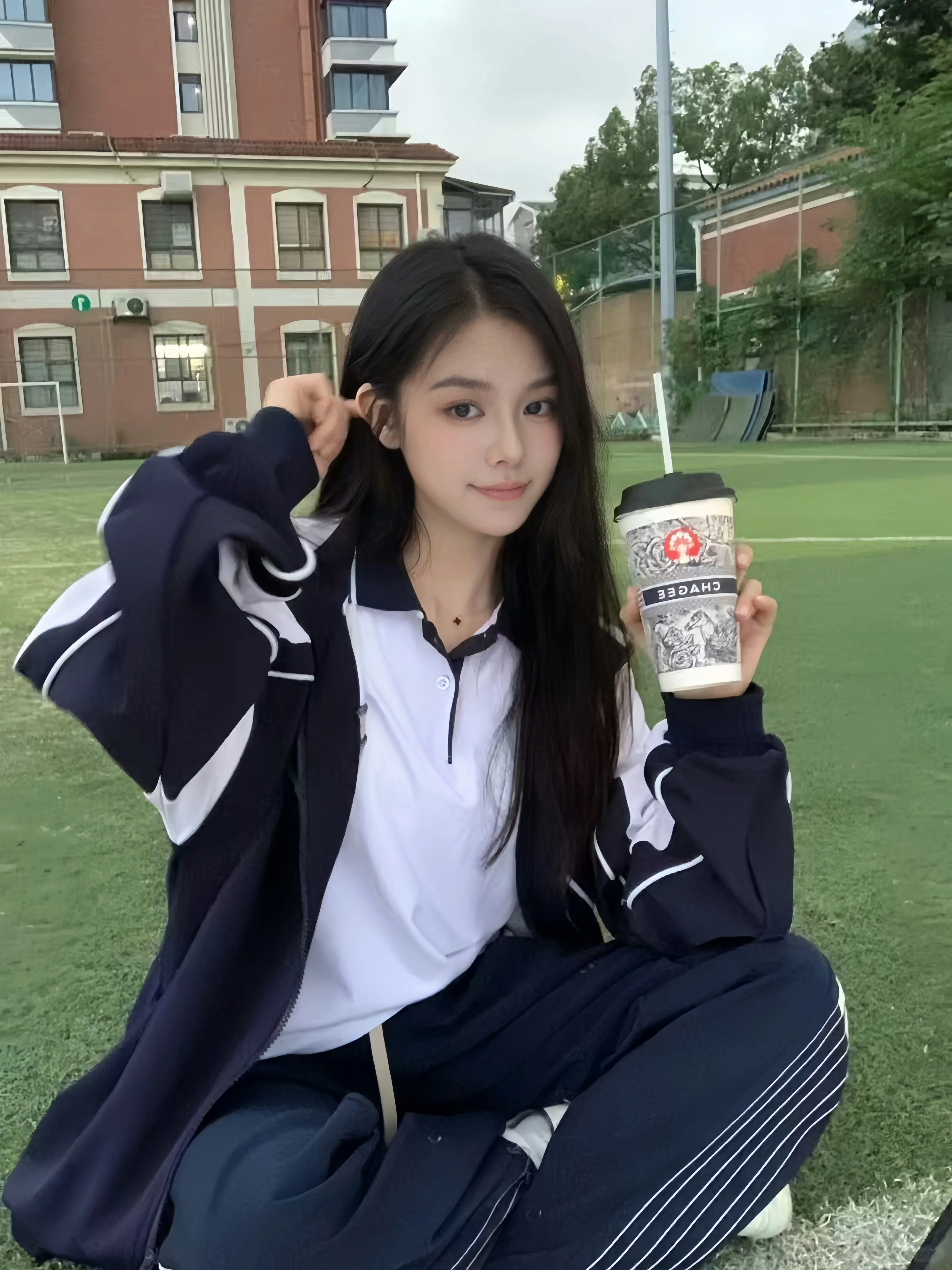 普陀 165 白小纯天花板 Gallery 4