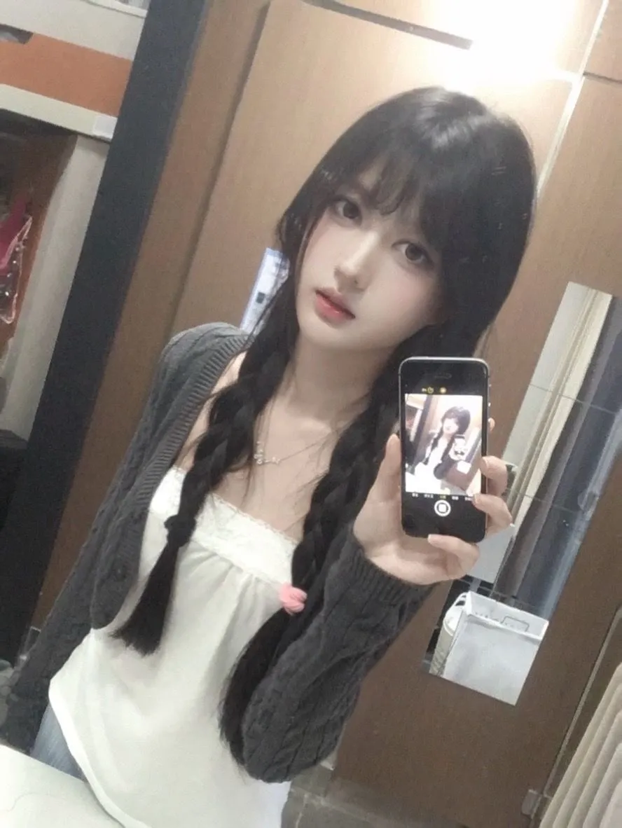 浦东 皮皮 气质拿捏白小纯 Gallery 5