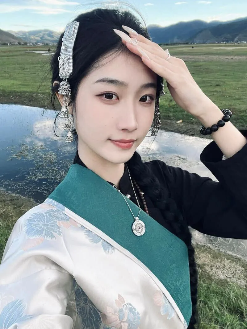 气质白小纯小喜妹